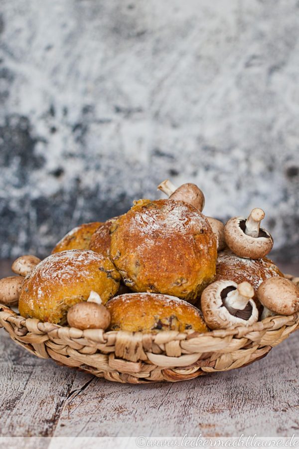 Süßkartoffel-Pilz-Brötchen {herbstwochen} - lecker macht laune